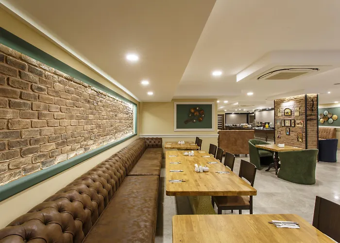 Ξενοδοχείο Antroyal