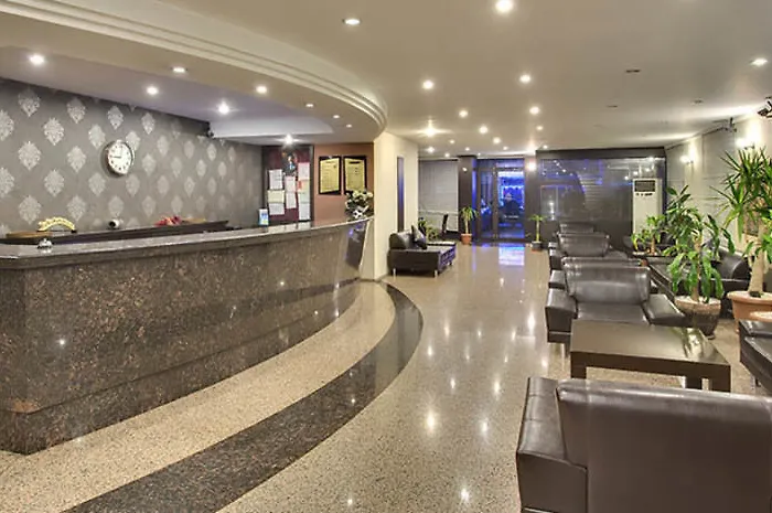 Hotel Antroyal 3*