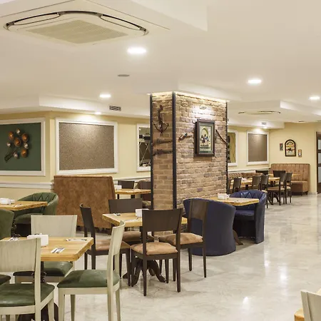 アントロイヤル アンタルヤ