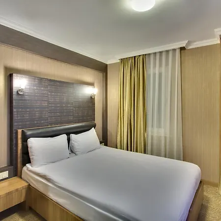 Antroyal Hotel 3*