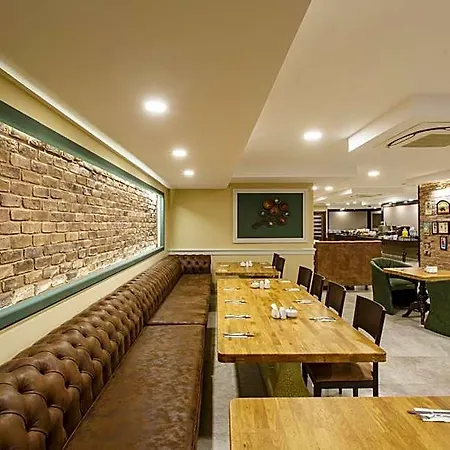 Antroyal Hotel