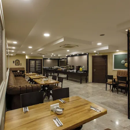 Antroyal Hotel