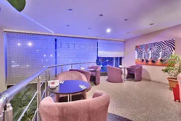 ホテル アントロイヤル 3*