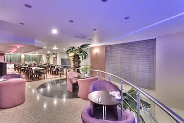 Hotell Antroyal 3*