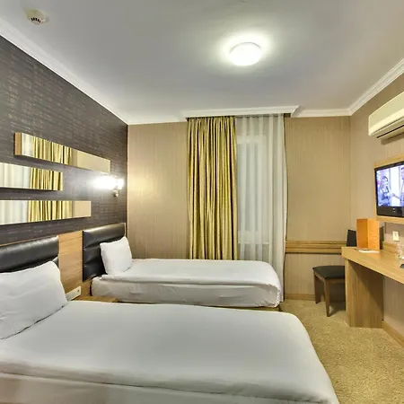 Antroyal 3*