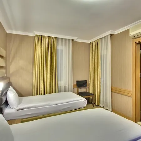 Antroyal 3*