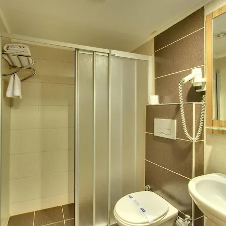 Antroyal Hotel