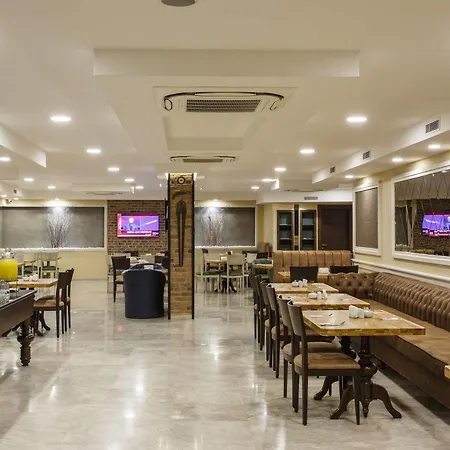 Hotel Antroyal