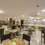 安特洛尔酒店 3*
