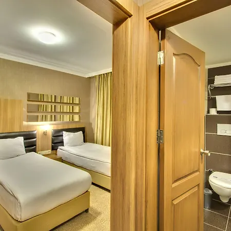 Antroyal Hotel 3*