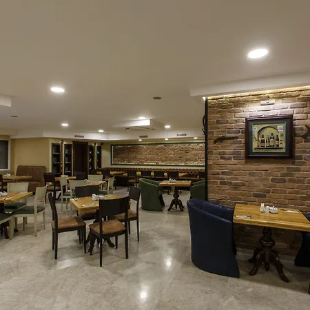 Hotel Antroyal Antália